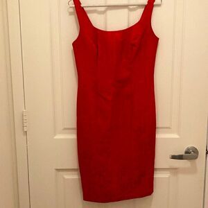 Red Charmeuse  Sheath Sleeveless Dress. Size 4.